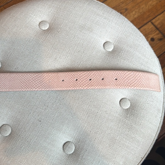 Talbots x Moschino Gold Heart Buckle Pink Snake Suede Belt Women's - Picture 6 of 9